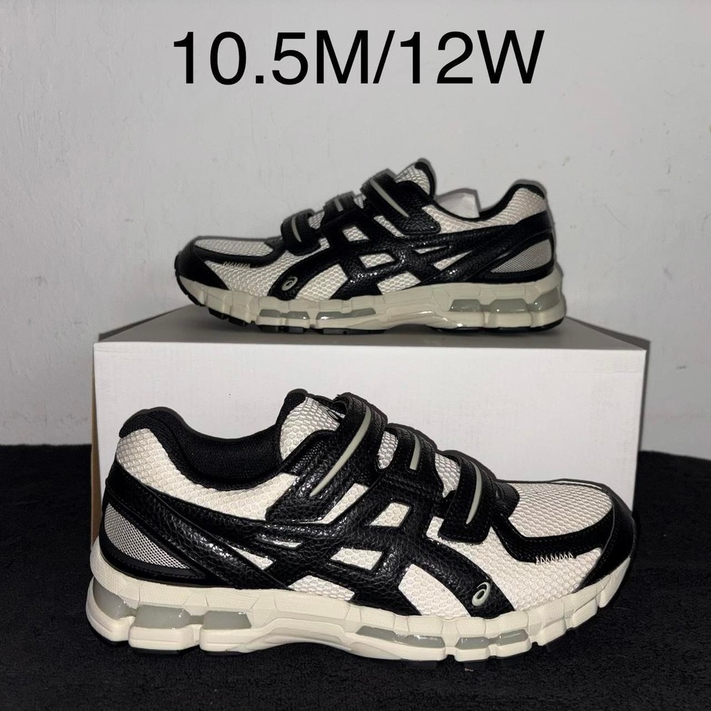 ASICS Gel Kayano 20 HAL STUDIOS Bone Size 10.5 Men's Brand New. 1203A499-250